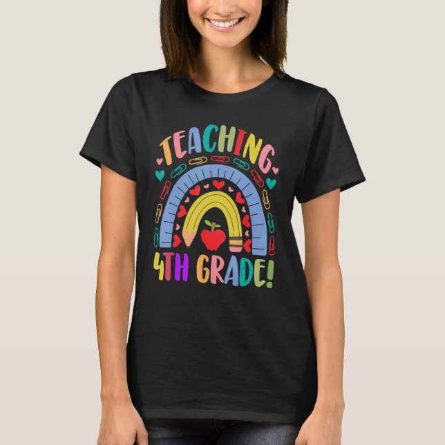 Undervisning i fjärde Klass-skolan Regnbåge - aked T Shirt (Framsida)