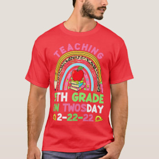 Undervisning i Klass 5:e Klass på torsdag 2222:a 2 T Shirt