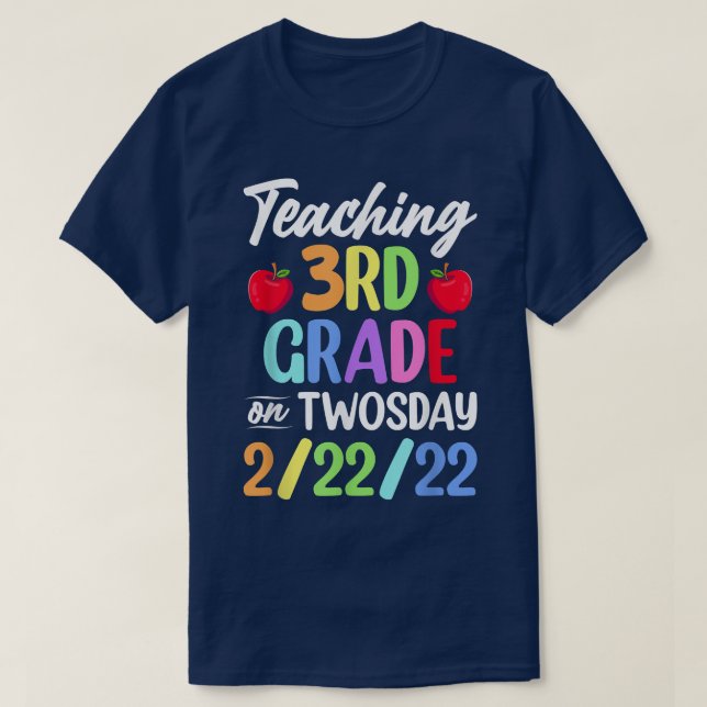 Undervisning i tredje Klass den 22 februari 2022  T Shirt (Design framsida)