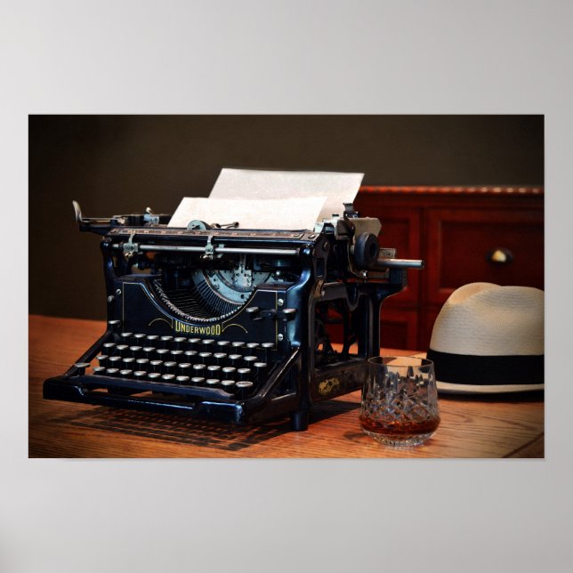 Underwood skrivmaskin och whisky poster (Framsidan)