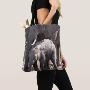 Ung afrikansk elefant med babyen tygkasse