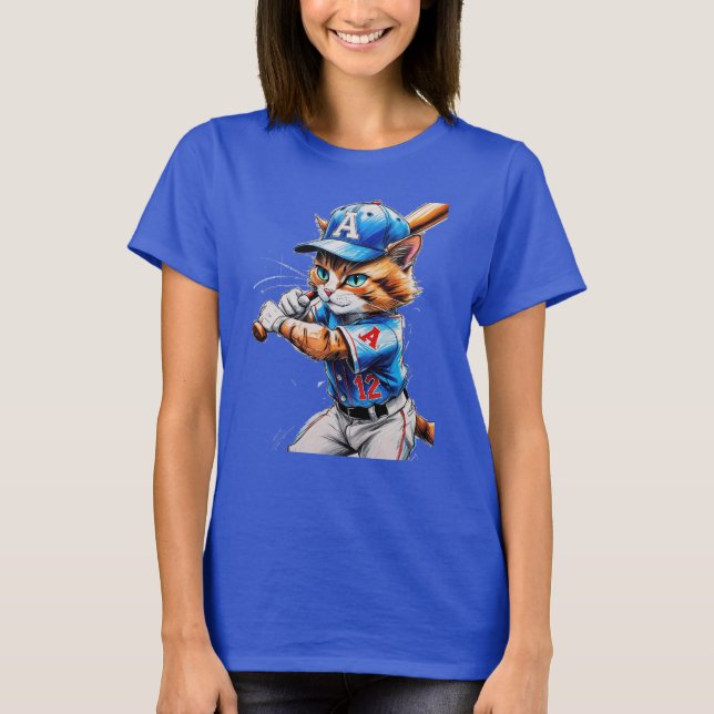 Ung basebollkatt i uniform med fladdermus! t shirt (Framsida)