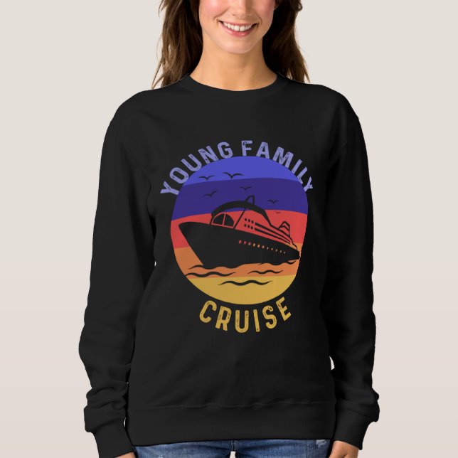 Ung Familj Kryssning Matchande Sammankomst Merch T Shirt (Framsida)