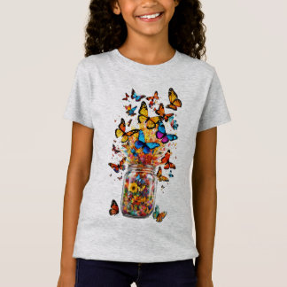 Ung flicka t-shirt med fjärilar