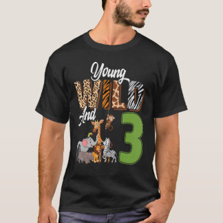 Ung Vild och 3 år gammal 3:e födelsedagstidningen T Shirt