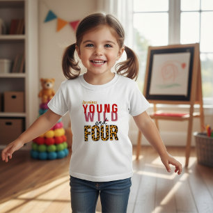 Ung Vild och Födelsedag med Fyra Leopentryck T Shirt