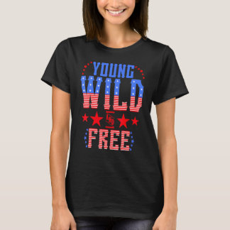 Ung Vild och gratis minnesdag Patriotic Mamma Girl T Shirt