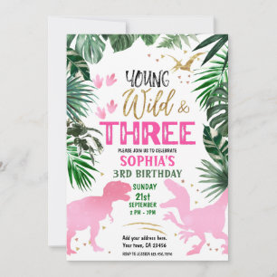 Ung Vild och tre dinosauriers rosa Birthday Inbjudningar