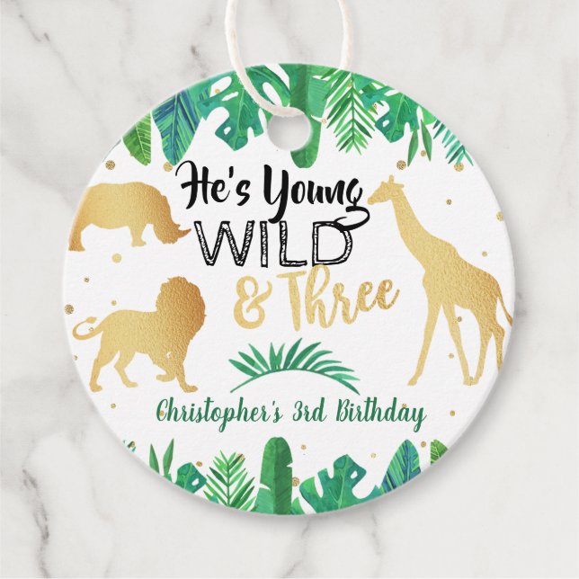 Ung Vild och tre pojkar Tredje födelsedagen Gåvor Etiketter (Framsida)