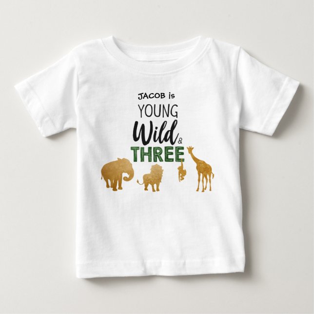 Ung Vild och tre Safari Animals Boy Birthday T Shirt (Framsida)