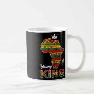 Unga afrikanska kungens karta Kente konst män pojk Kaffemugg