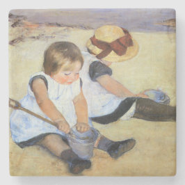 Unga barn som spelar på stranden (Mary Cassatt) Stenunderlägg