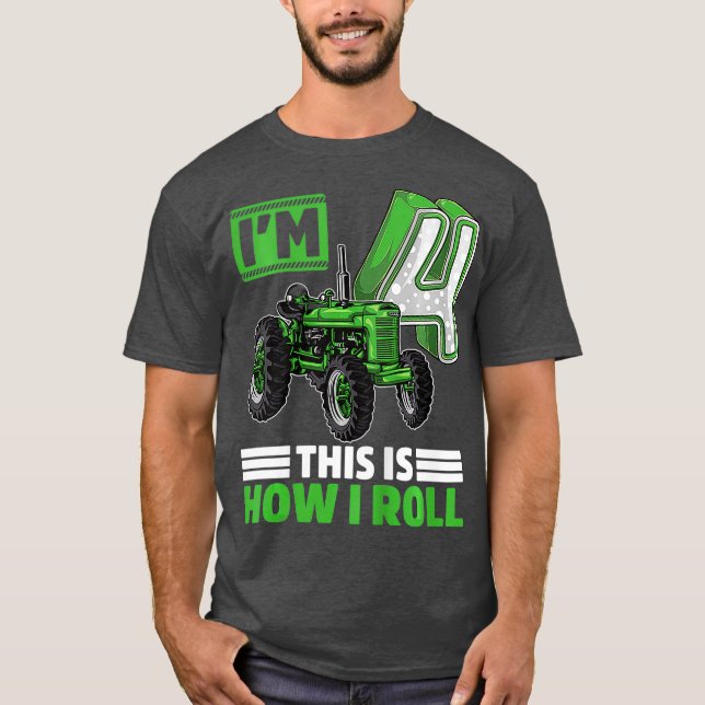 Unga Grönt Farm Tractor 4e födelsedagen Gift 4 år T Shirt (Framsida)
