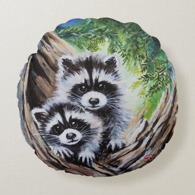 Unga kapplöpningar i dekorativ kudde vid träd-rund (Framsidan)