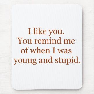 Unga och dumma Mousepad Musmatta