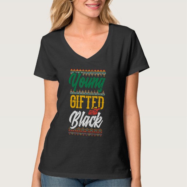 Unga och svarta stolta afroamerikanska arv t shirt (Framsida)