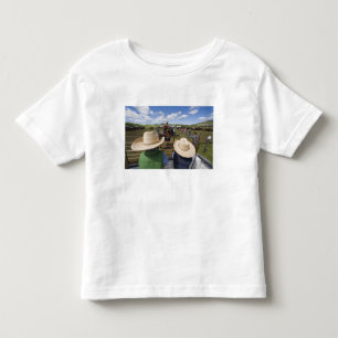 Unga pojkar på Hughes Ranch 2007 Tee Shirt