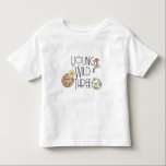 Unga, Vild och tre | Kid Birthday T-Shirt | Boho<br><div class="desc">Försäkra dig om att din gäst hånglar på sin stora dag 🤩 Tillgänglig i en mängd storlekar,  material och stilar!</div>