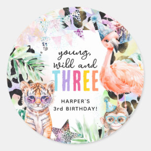 Unga, vilda & tre safari-djur 3-års födelsedag runt klistermärke