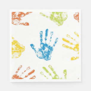 Ungar Handprints målar in Pappersservett