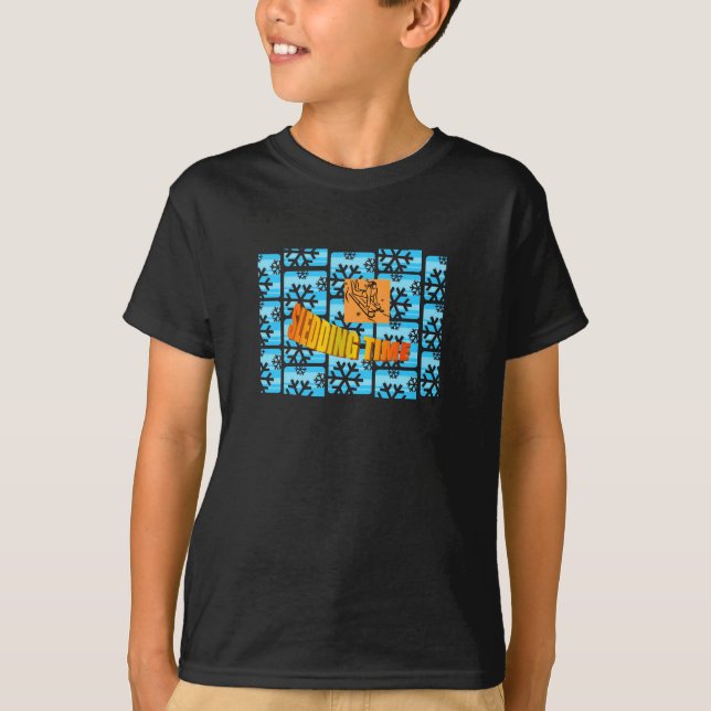 UNGAR SOM SLEDDING TIME TEE (Framsida)