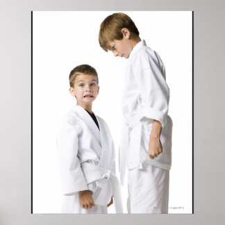 Ungdom som utövar kampkonst poster