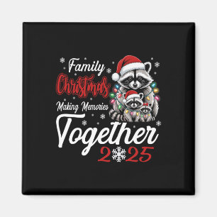 Ungdomarna Skapar minnen i Raccoon-familjen Magnet