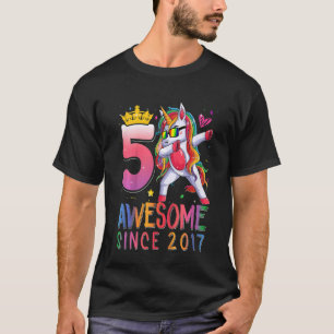 Ungdomsdöende Unicorn 5:e födelsedagen 5 år gammal T Shirt