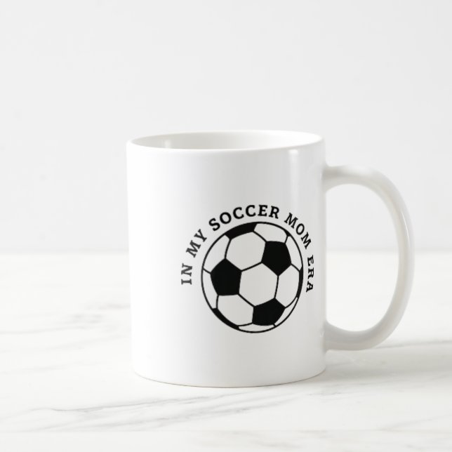 Ungdomsfotbollsmamma, lagmamma fotbollsmatchdagar  kaffemugg (Höger)