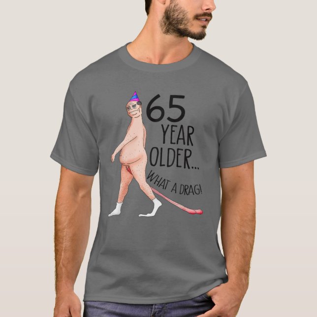 Ungefär 65 år gammal 65e Födelsedagsfest född 1955 T Shirt (Framsida)