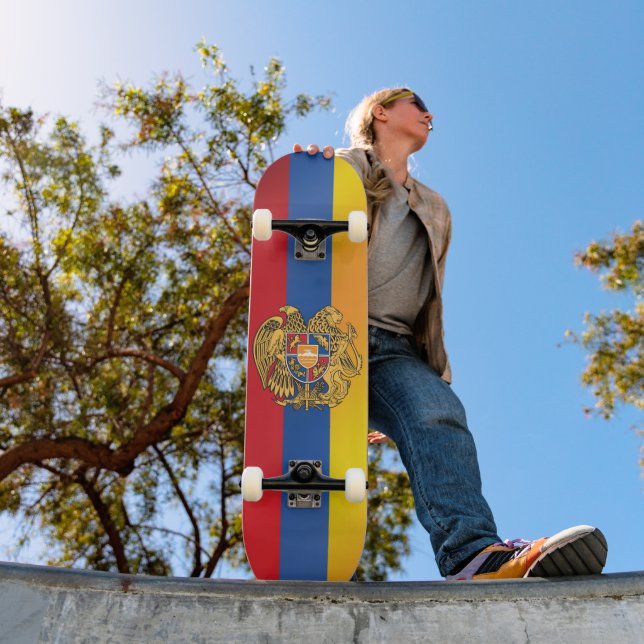 Unger Varagan ( Ընկեր Վարական) Skateboard (Utomhus 1)