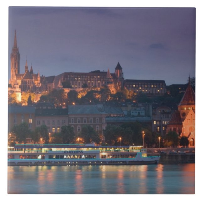 UNGERN, Budapest: Slottbacken, kalvinistkyrka Kakelplatta (Framsidan)