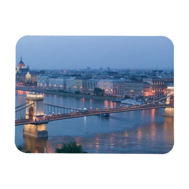 UNGERN, Budapest: Szechenyi (Kedjebro) Bro, 3 Magnet (Horisontell)