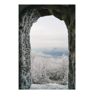 Ungern: en vy över Donau-floden i Vinter Fototryck
