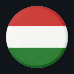 Ungern flagga magnet<br><div class="desc">Ungerns flagga innehåller inte den ungerska jacka av arm,  men arm jackar används ofta under högtidliga tillfälle. #hungary #hungarian #budapest #patriotic</div>