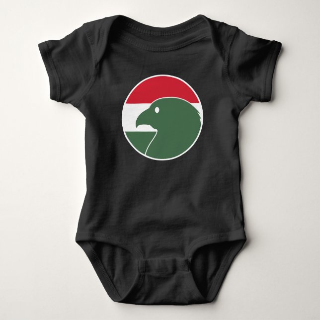 Ungerns Falcon Ungerns nationella Flagga T Shirt (Framsida)