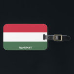 Ungerns nationella Flagga Patriotic Bagagebricka<br><div class="desc">Ungerns nationella Flagga Patriotic Luggage Tag med Ungerns flagga tryckt på ena sidan av märkrn. Land namn, skrivet med det pulserande typsnittet, är integrerat i designen på grund. Anpassadet Text är fullt ut med funktionen "Anpassa den!". Andra sidan av märkrn är reserverad för din information. Den här beundransvärda ungerska bagagetaggen...</div>