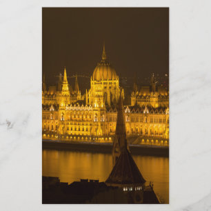 Ungerns parlament Budapest på natten