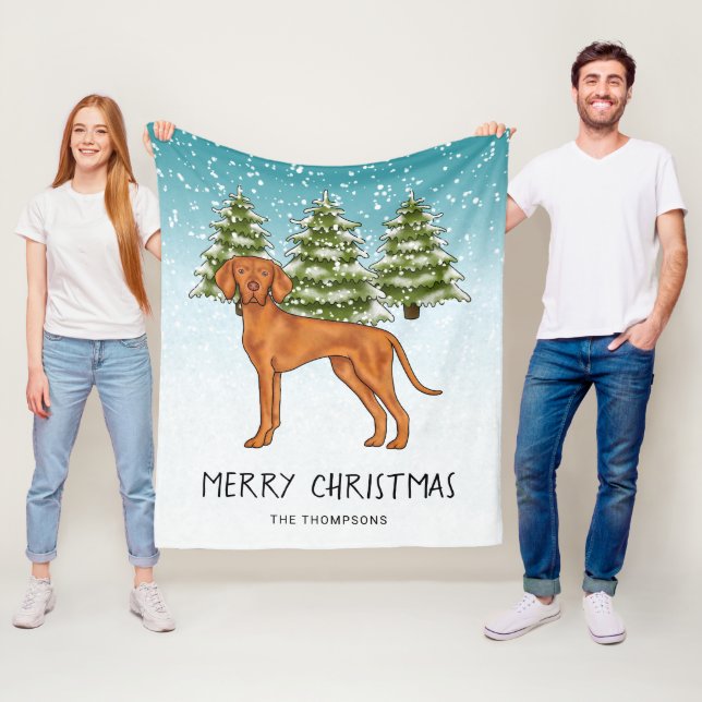 Ungersk Vizsla Hund Snöig Vinter Skog Och Text Fleecefilt (På plats)