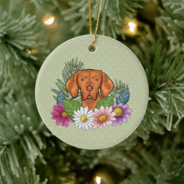 Ungersk Vizsla Och Färgrika Sommarblommor Gröna Julgransprydnad Keramik