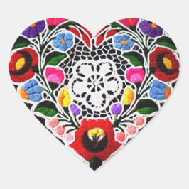Ungerskt brodery Heart on Black Hjärtformat Klistermärke