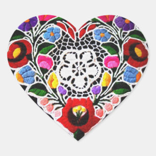 Ungerskt brodery Heart on Black Hjärtformat Klistermärke