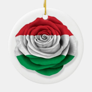 Ungrareroflagga på vit julgransprydnad keramik