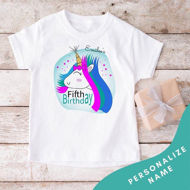 Unicorn 5th Birthday Girls Tshirt (Shock rosa) T Shirt (Skapare uppladdad)