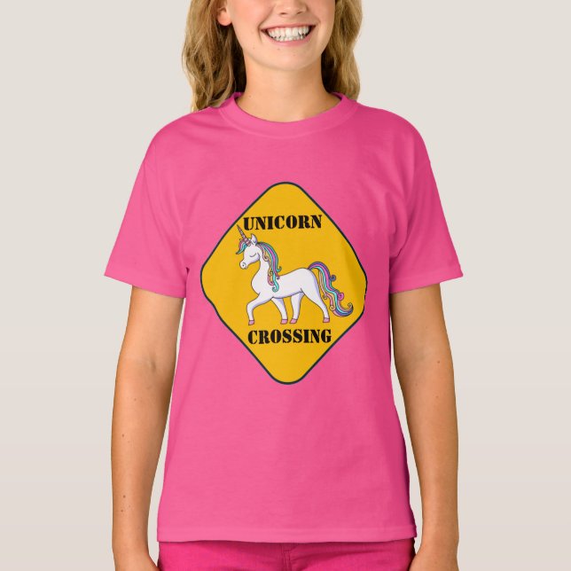 Unicorn Crossing T Shirt (Framsida)