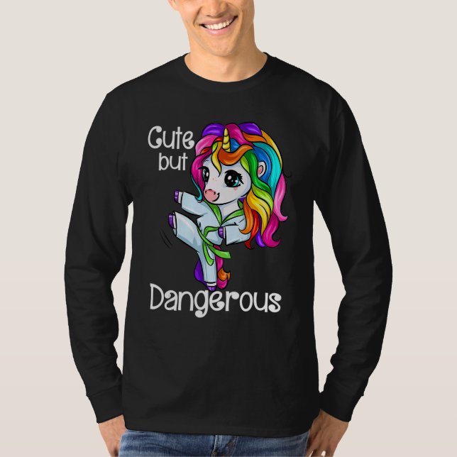 Unicorn Cute But Dangerous Funny Karate Taekwondo_ T Shirt (Framsida)