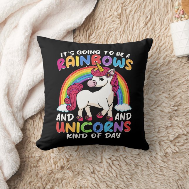 Unicorn Cute Whimsical Funny Rainbows and Unicorns Kudde (Filt)