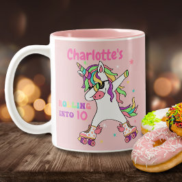 Unicorn Dabbing Roller Skating Birthday Två-Tonad Mugg
