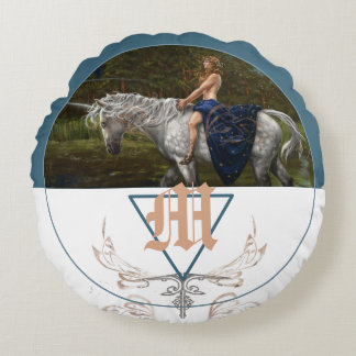 Unicorn fantasy illustration monogram rund kudde