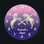 Unicorn Foals Lila Rosa Glitter Personlig Rund Klocka<br><div class="desc">Den här designen har skapats genom digital grafik. Det kan vara personlig i området som tillhandahåller eller anpassar genom att klicka för att anpassa ytterligare alternativ och ändra namn, initialer eller ord. Du kan också ändra texten färg och stil eller ta bort texten för en bild som bara är en...</div>